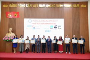 PACCOM-Vietnam-Award